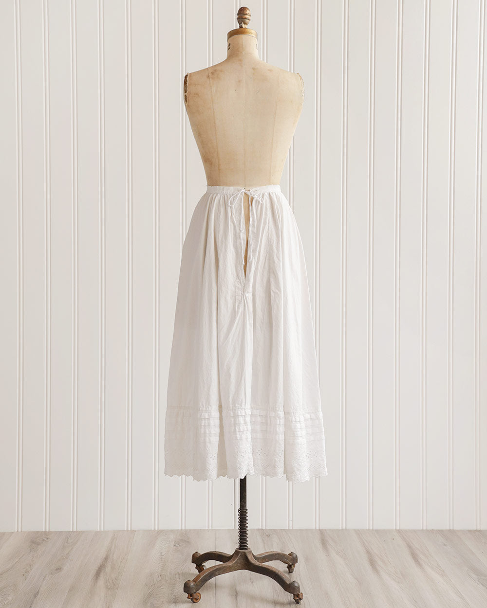 1910s White Cotton Eyelet Petticoat