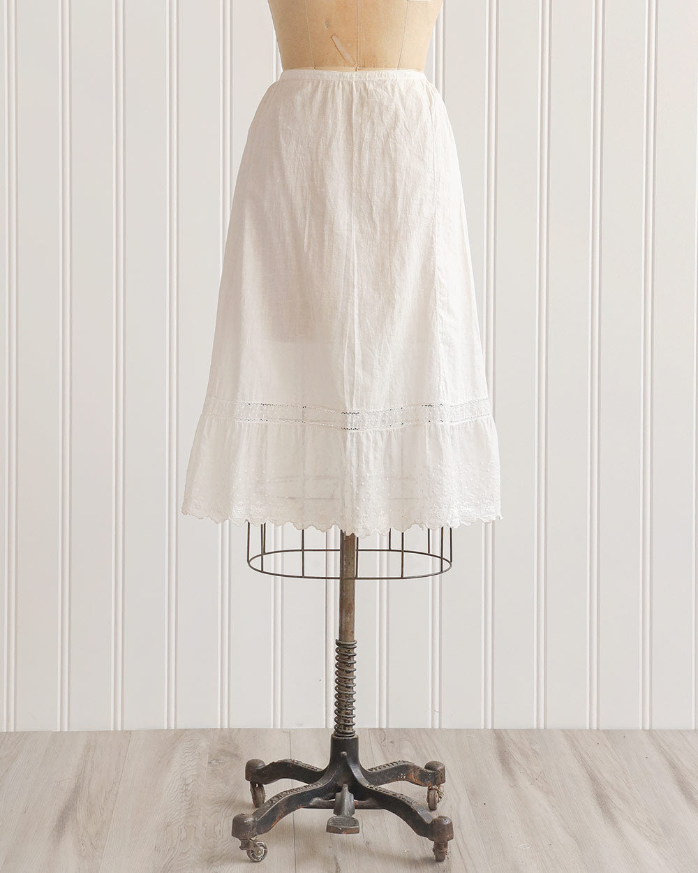 1910s White Cotton Lace Panel Petticoat