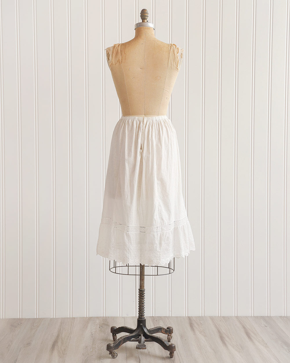 1910s White Cotton Lace Panel Petticoat
