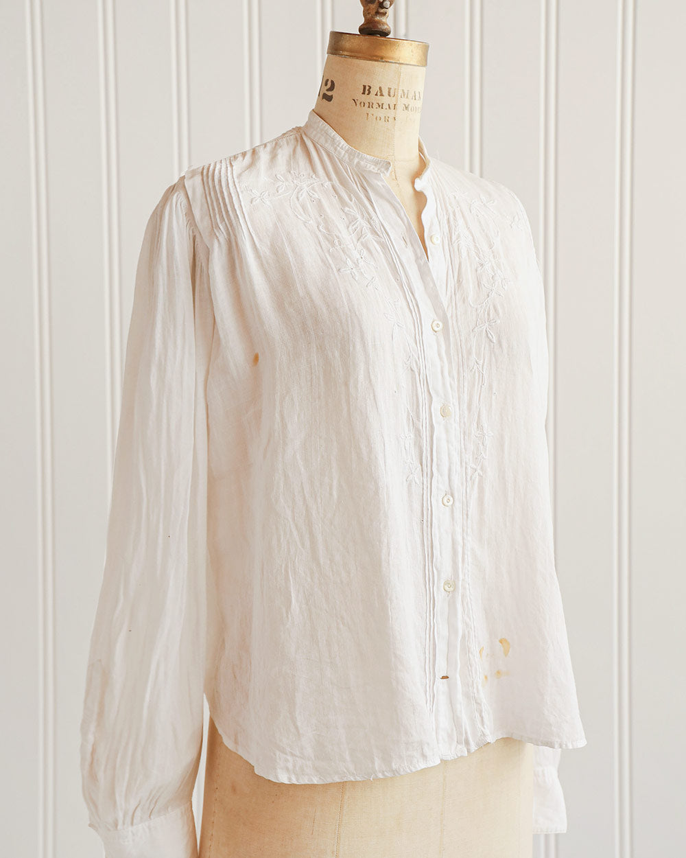 1920s White Cotton Pintuck Embroidered Blouse
