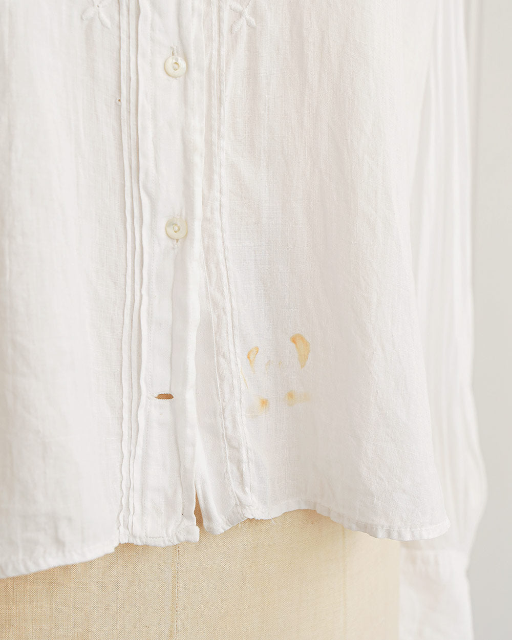 1920s White Cotton Pintuck Embroidered Blouse