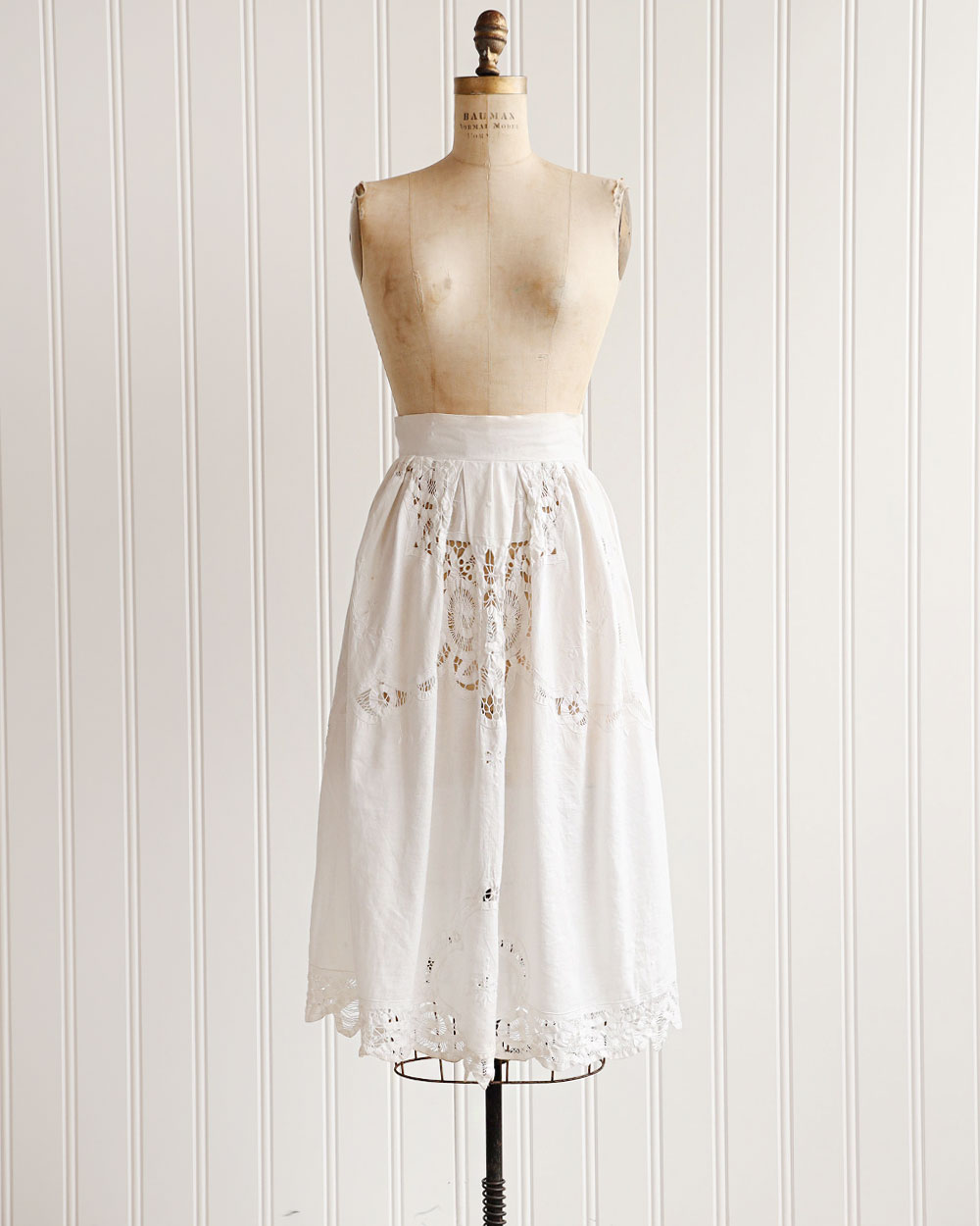 1980s White Cotton Pleated Midi Skirt