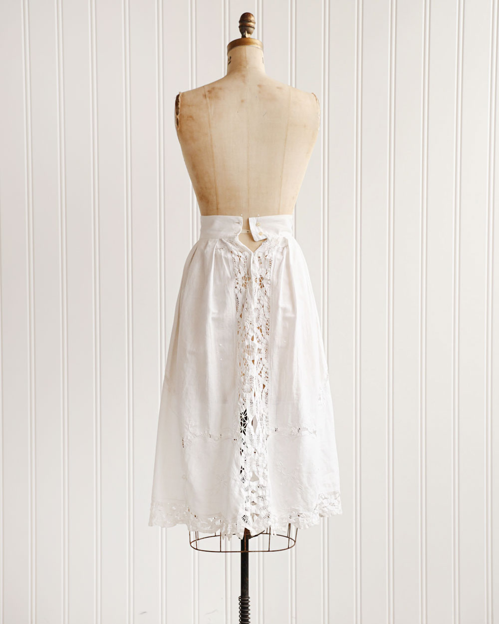 1980s White Cotton Pleated Midi Skirt