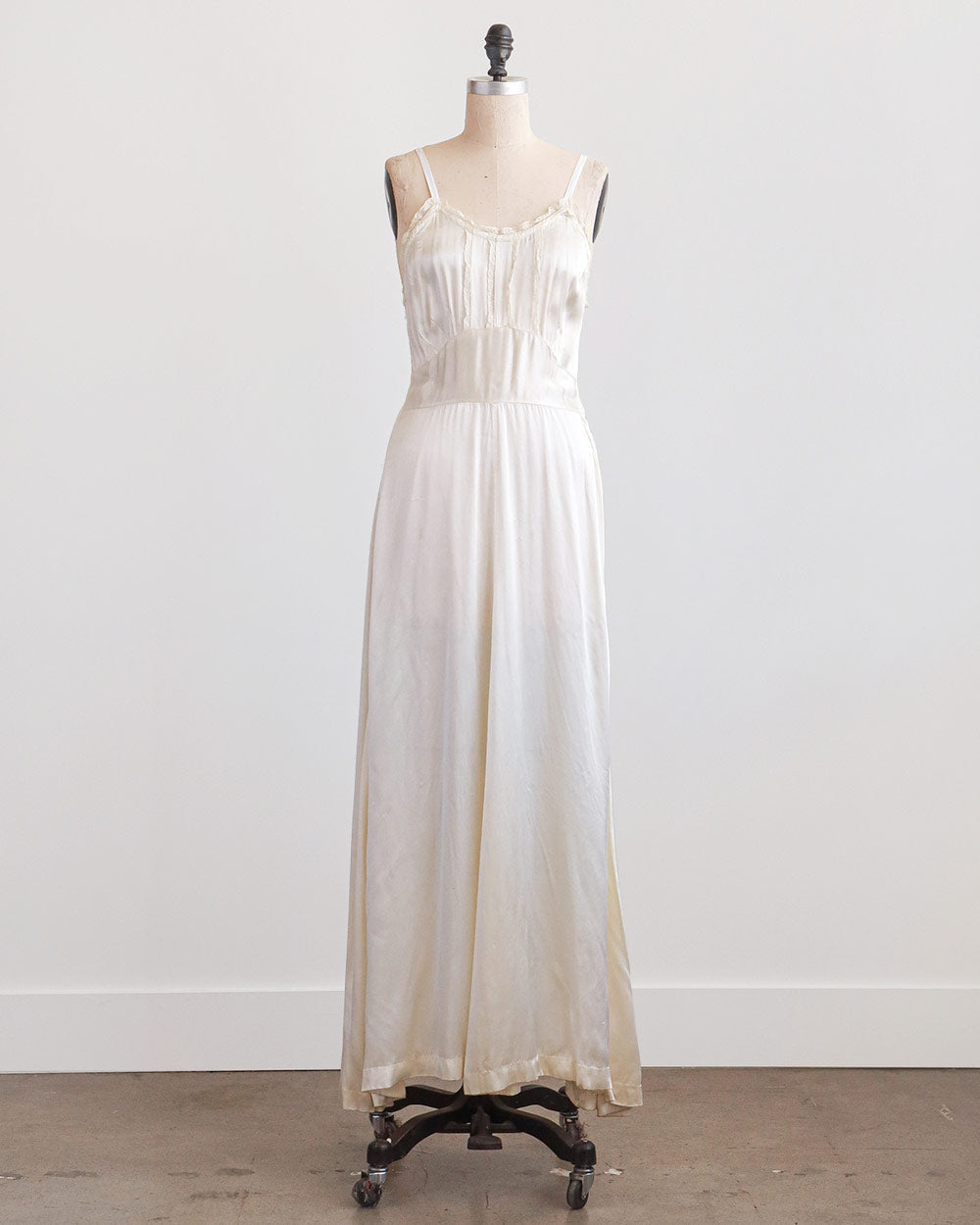 1930s Ivory Silk Bias-Cut Slip Dress