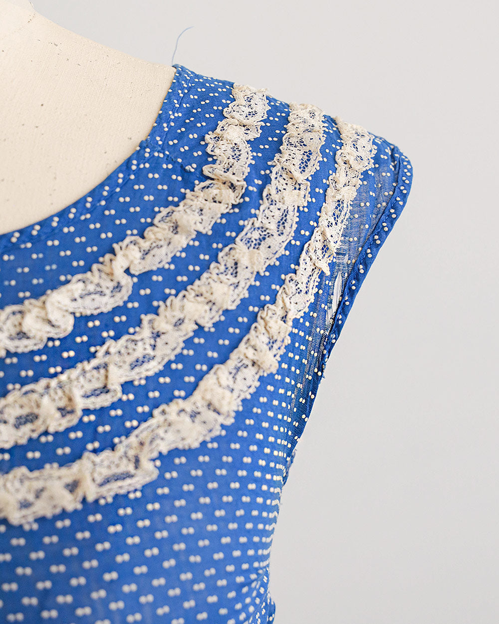 1950s Blue Polka Dot Lace Trim Dress