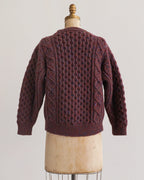 Bordeauxrode wollen kabelgebreide cardigan uit de jaren 1960