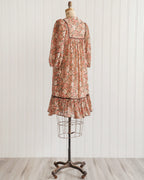 Bruine boho-peasantmidi-jurk met bloemen uit de jaren 1970