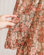 Bruine boho-peasantmidi-jurk met bloemen uit de jaren 1970