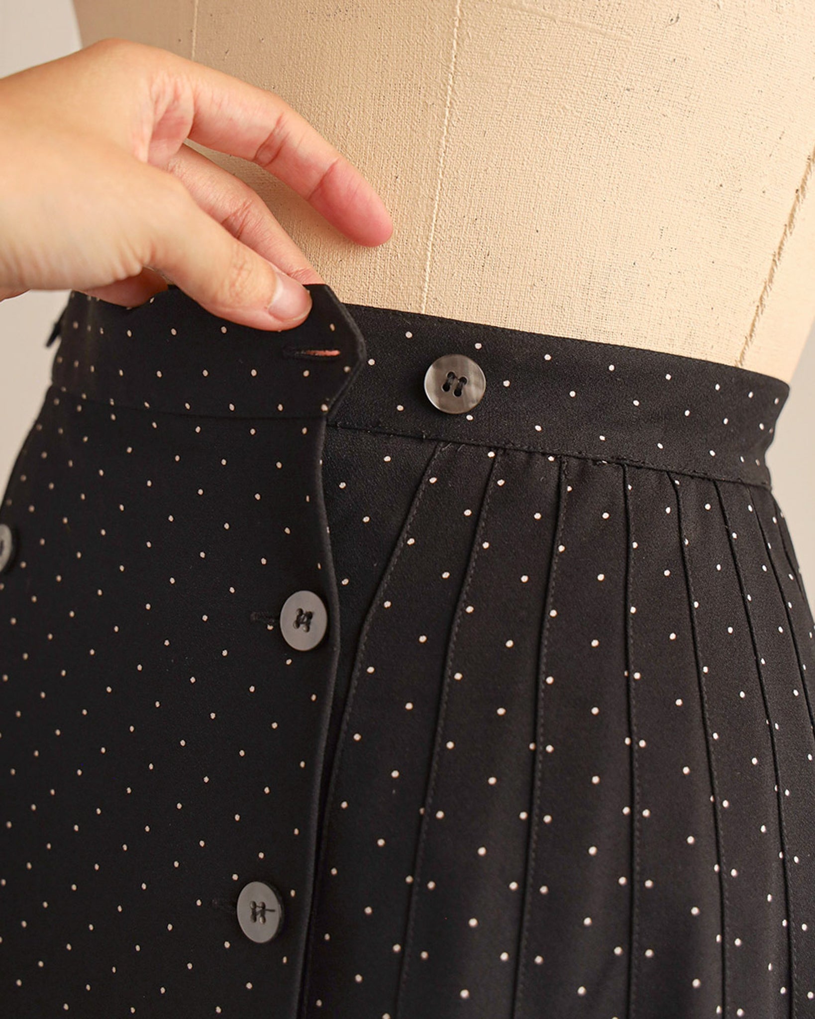 1990s Black Polka Dot A-Line Midi Skirt