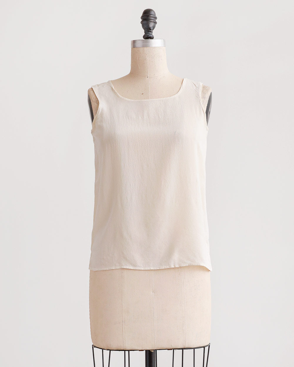 1990s Ivory Silk Shell Top
