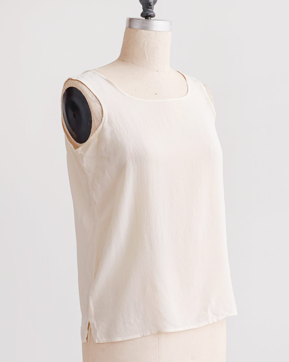 1990s Ivory Silk Shell Top